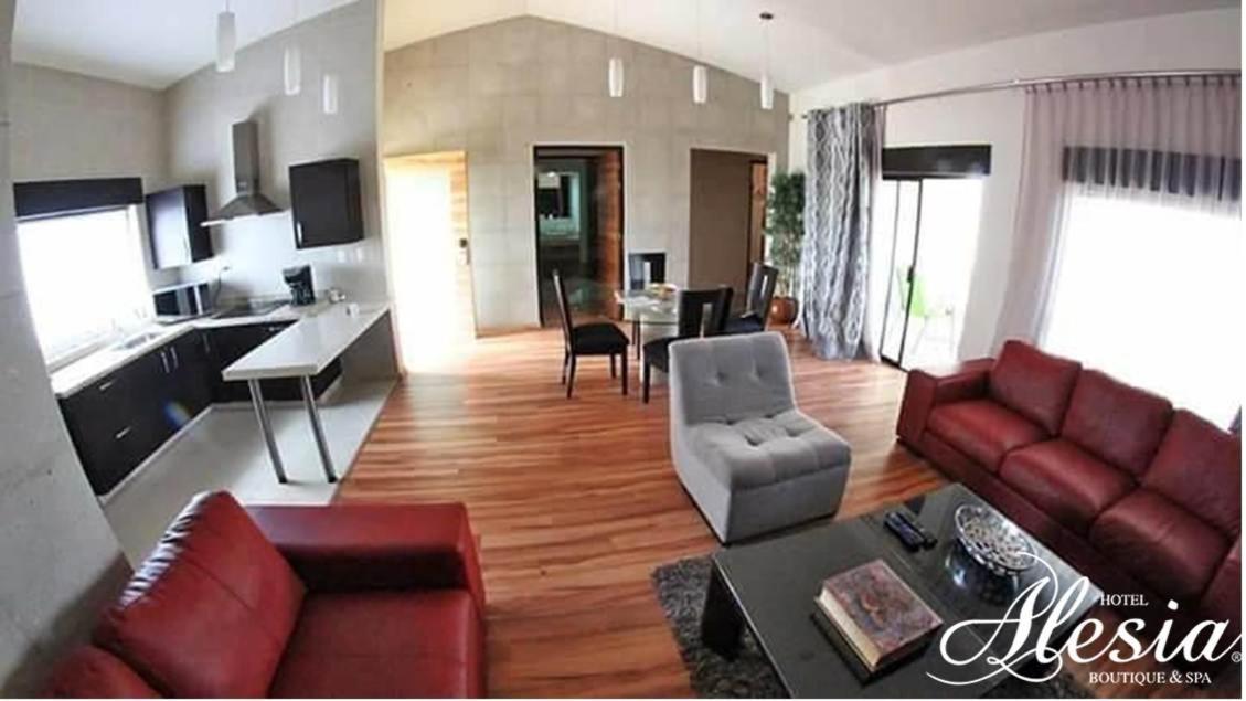 Two-Bedroom Suite,1017017569:JPEG